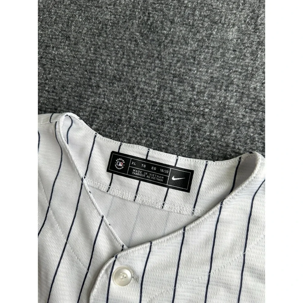 Boys Nike New York Yankees Derek Jeter #2 MLB Jersey, Size XL 18-20 Years